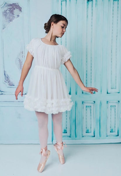 DOLLY by Le Petit Tom &reg; FRILLY DRESS off-white