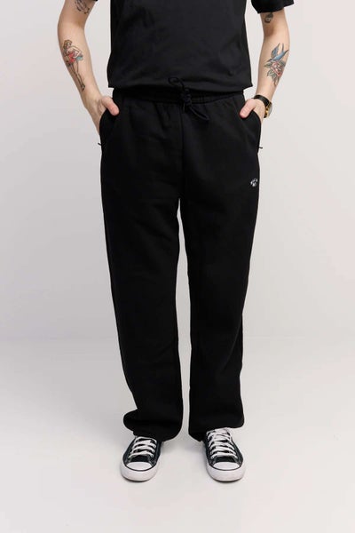 Makia Cove Sweatpants Black